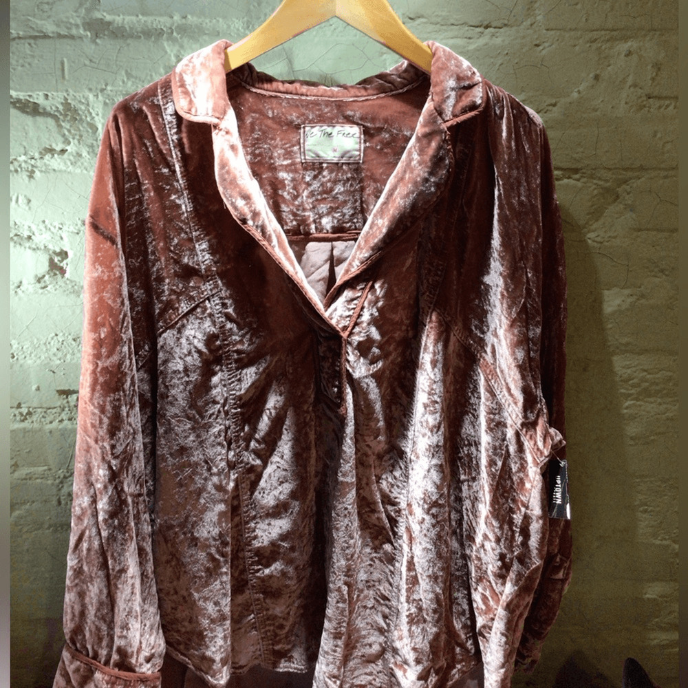 We The Free Crushed Velvet Poet top in Dusty Mauve Rose Blush